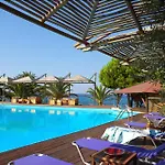 Otel Kamari
