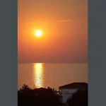 Kamari Otel Potos