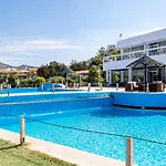 Kamari Otel Potos