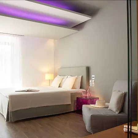 Hotel Kamari Potos