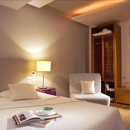 Hotel Kamari Potos