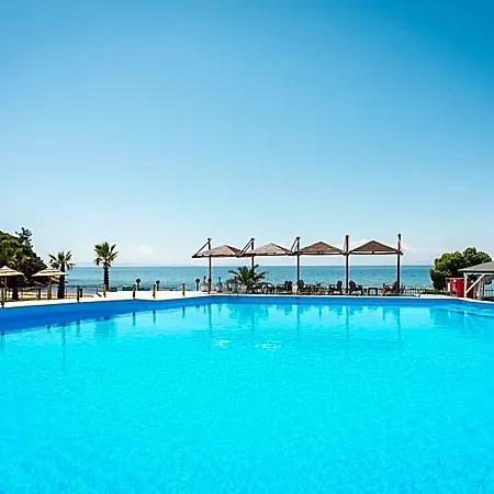 Kamari Ποτός