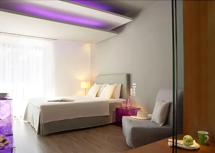 Hotel Kamari Potos