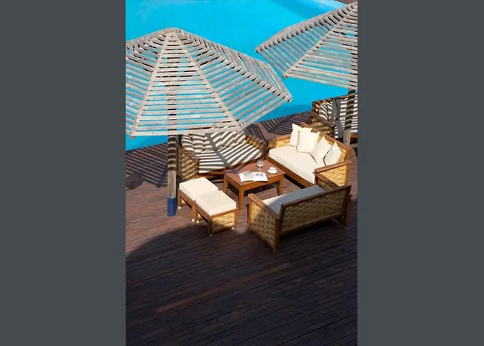 Hotel Kamari Potos