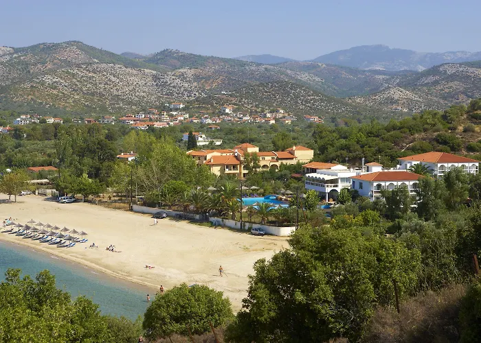 Kamari Hotel Potos
